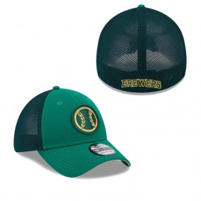 Men's Milwaukee Brewers Kelly Green 2023 St. Patrick's Day 39THIRTY Flex Hat