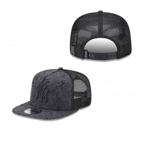 Men's New York Yankees Black Repeat A-Frame 9FIFTY Trucker Snapback Hat